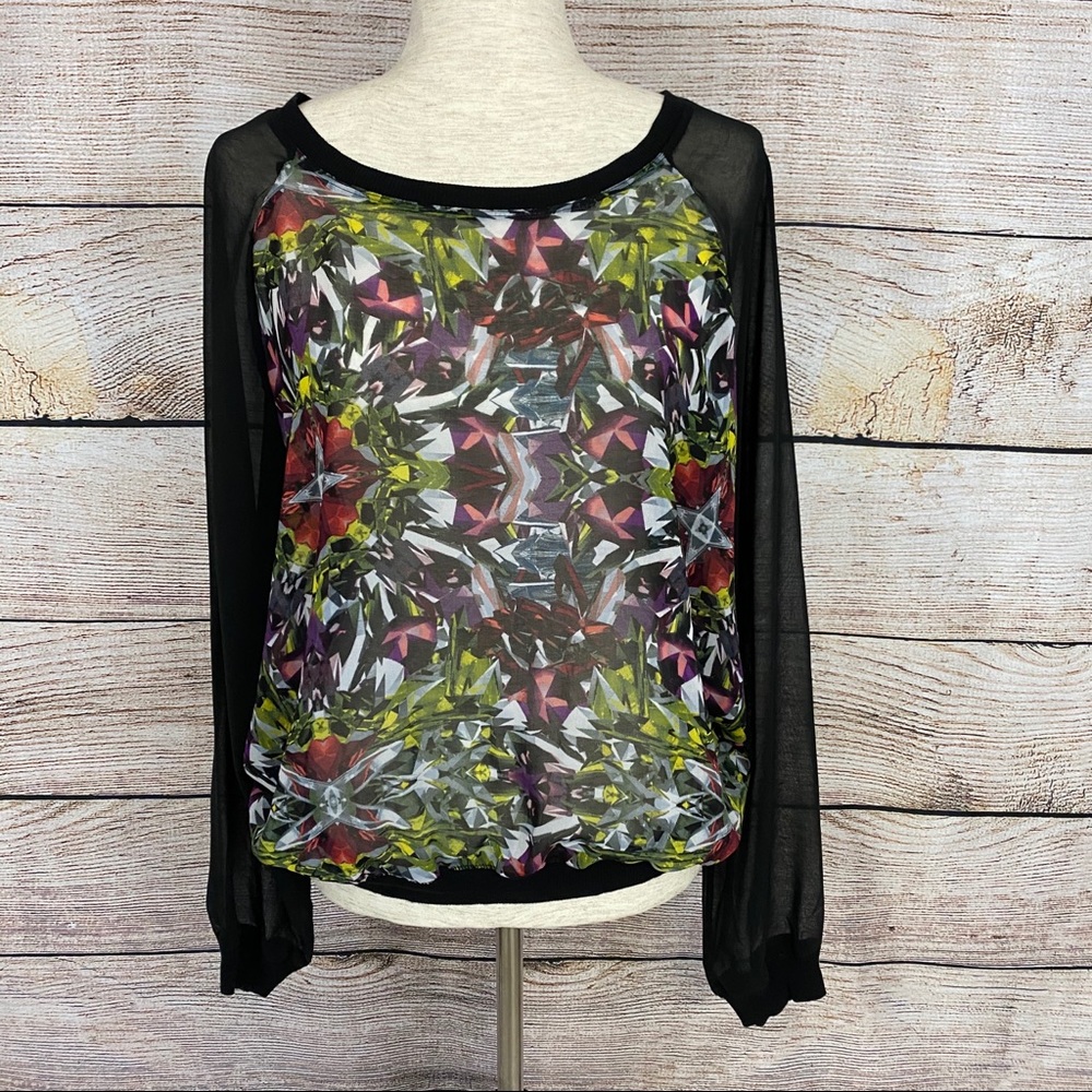 Olsenboye Geometric Colorful Semi Shear Shirt